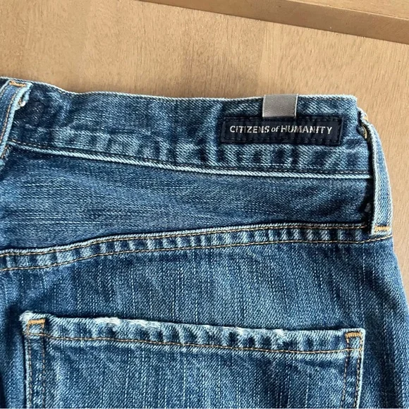 Citizens of Humanity Liya High Rise Classic Fit Crop Jeans - Picture 12 of 16